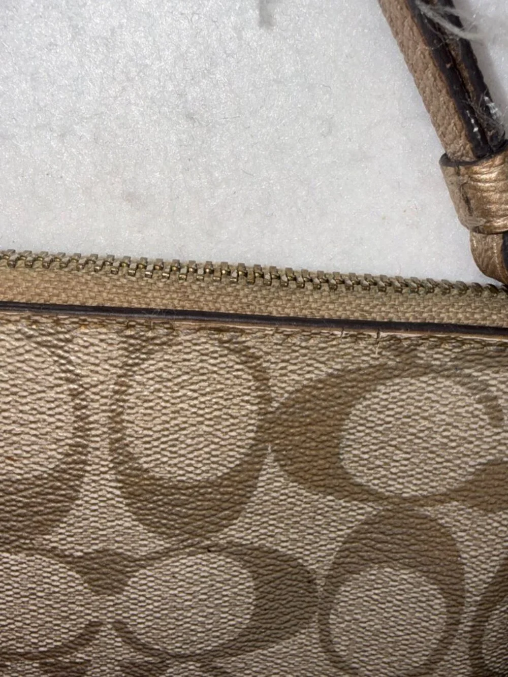 VINTAGE Y2K Coach Metallic Gold Logo Wristlet Small Designer Bag Zip Closure